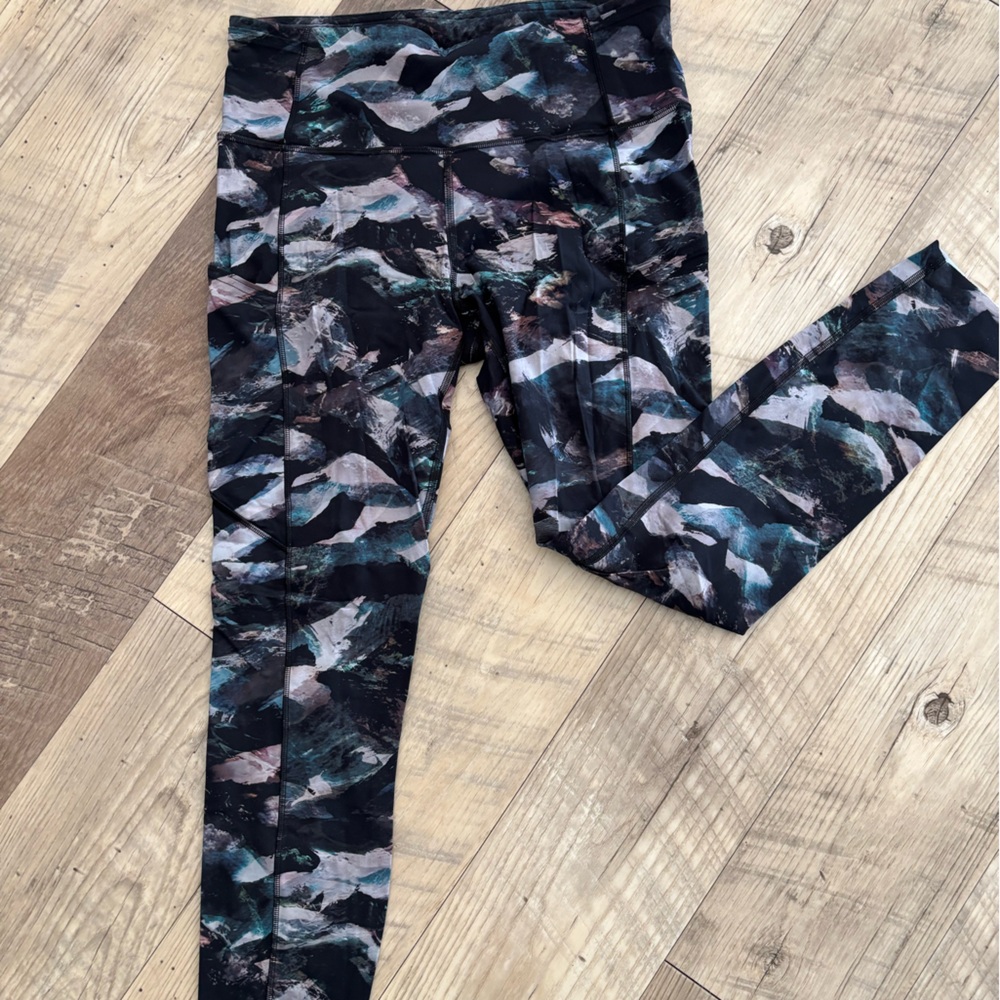 Lululemon fast and free tight